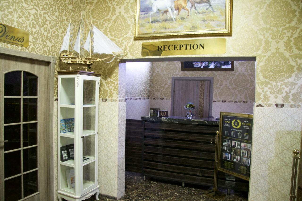 Deluxe Plaza Hotel Almaty Exterior photo